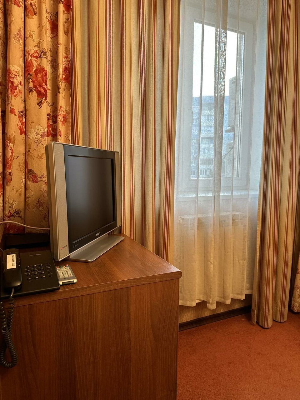 Гостиница Ля Ви де Шато Оренбург-244