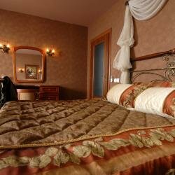 Гостиница Ля Ви де Шато Оренбург-202