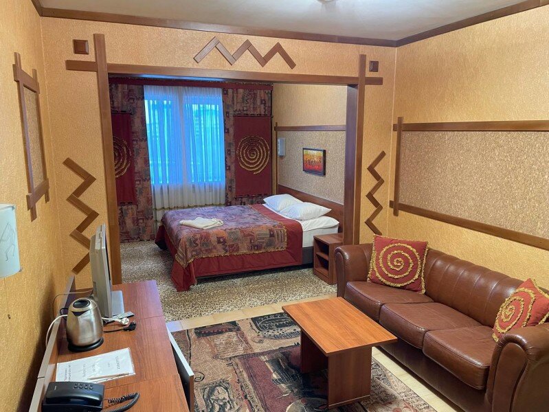 Гостиница Ля Ви де Шато Оренбург