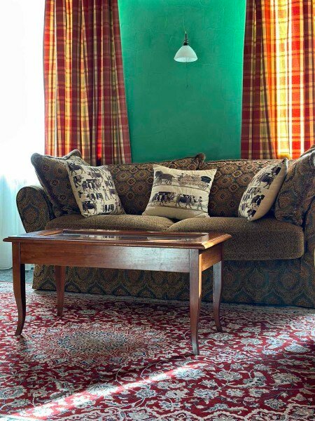 Гостиница Ля Ви де Шато Оренбург