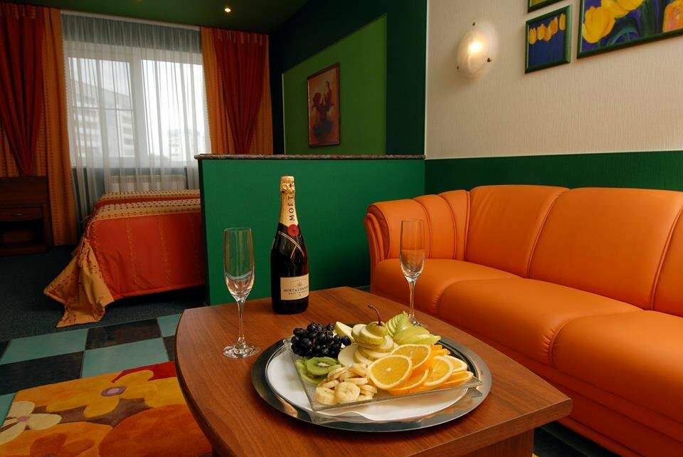 Гостиница Ля Ви де Шато Оренбург-246