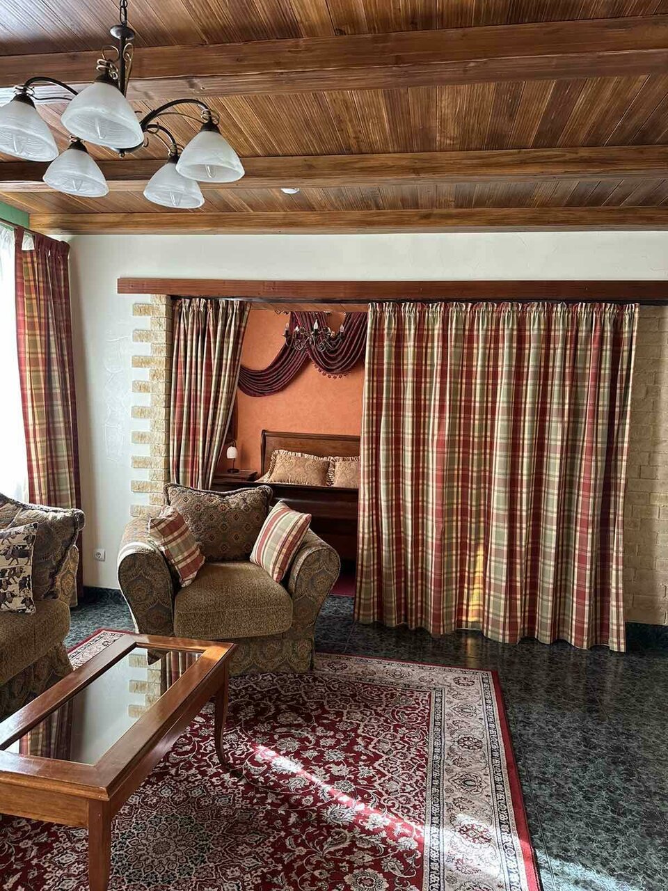 Гостиница Ля Ви де Шато Оренбург