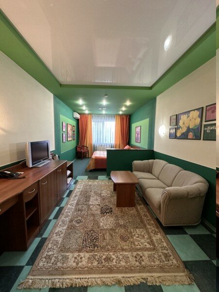 Гостиница Ля Ви де Шато Оренбург