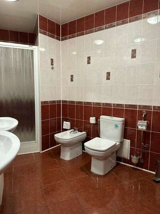 Гостиница Ля Ви де Шато Оренбург Де люкс 402 Модерн-10