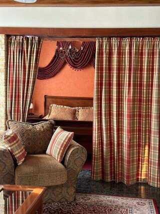 Гостиница Ля Ви де Шато Оренбург Сьют-5