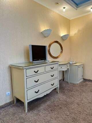 Гостиница Ля Ви де Шато Оренбург Студия 406 Греция-6