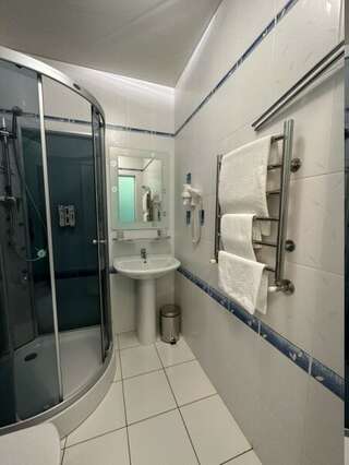 Гостиница Ля Ви де Шато Оренбург Стандартный двухместный 301-8