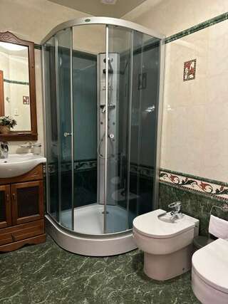 Гостиница Ля Ви де Шато Оренбург Сьют-18