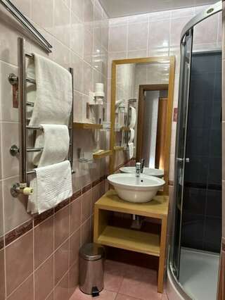 Гостиница Ля Ви де Шато Оренбург Улучшенный одноместный-5