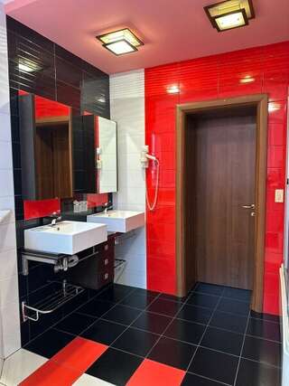 Гостиница Ля Ви де Шато Оренбург Студия-11