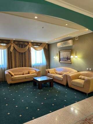 Гостиница Ля Ви де Шато Оренбург Люкс-11