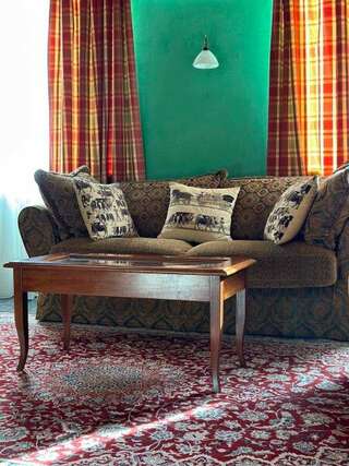 Гостиница Ля Ви де Шато Оренбург Сьют-9