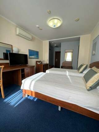 Гостиница Ля Ви де Шато Оренбург Стандарт 2х местный 501 Эркер-3