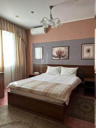 Гостиница Ля Ви де Шато Оренбург Улучшенный одноместный-1