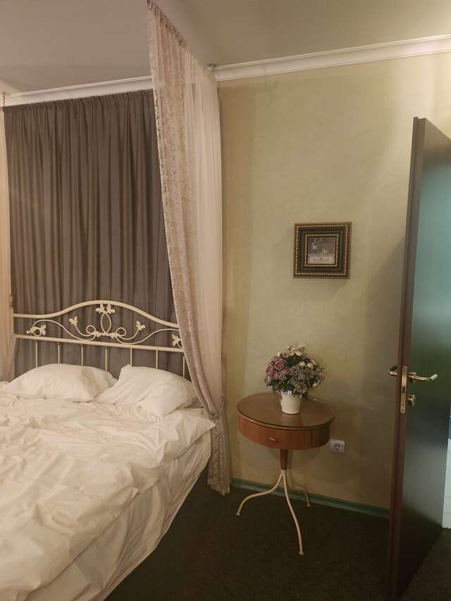 Гостиница Ля Ви де Шато Оренбург-33