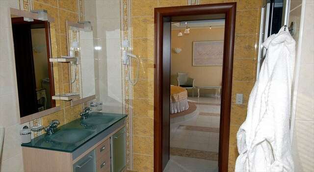 Гостиница Ля Ви де Шато Оренбург-15