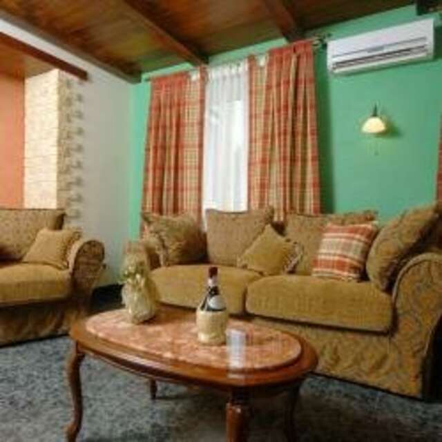 Гостиница Ля Ви де Шато Оренбург-244