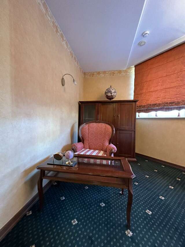 Гостиница Ля Ви де Шато Оренбург-209