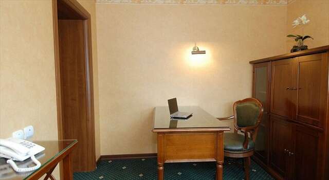 Гостиница Ля Ви де Шато Оренбург-31