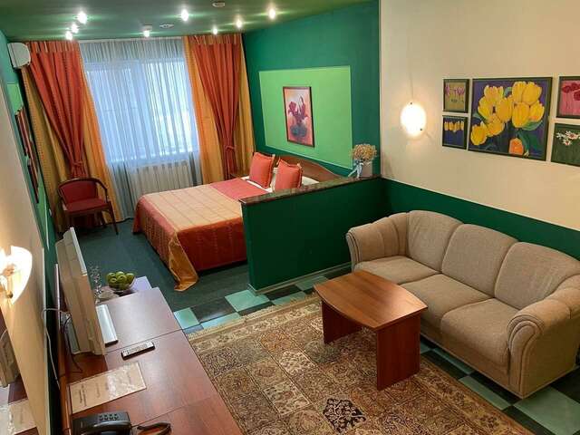 Гостиница Ля Ви де Шато Оренбург-235