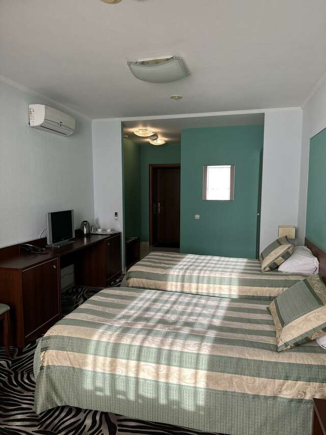 Гостиница Ля Ви де Шато Оренбург-232